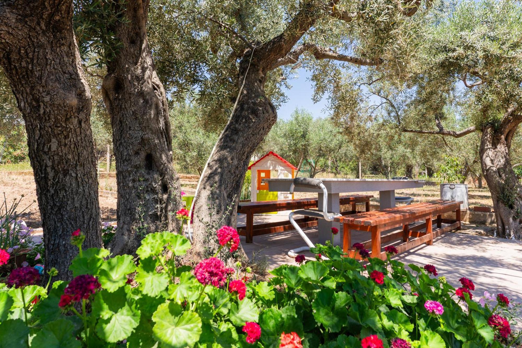Papi'S Free Parking Villa Alexandroupoli Bagian luar foto