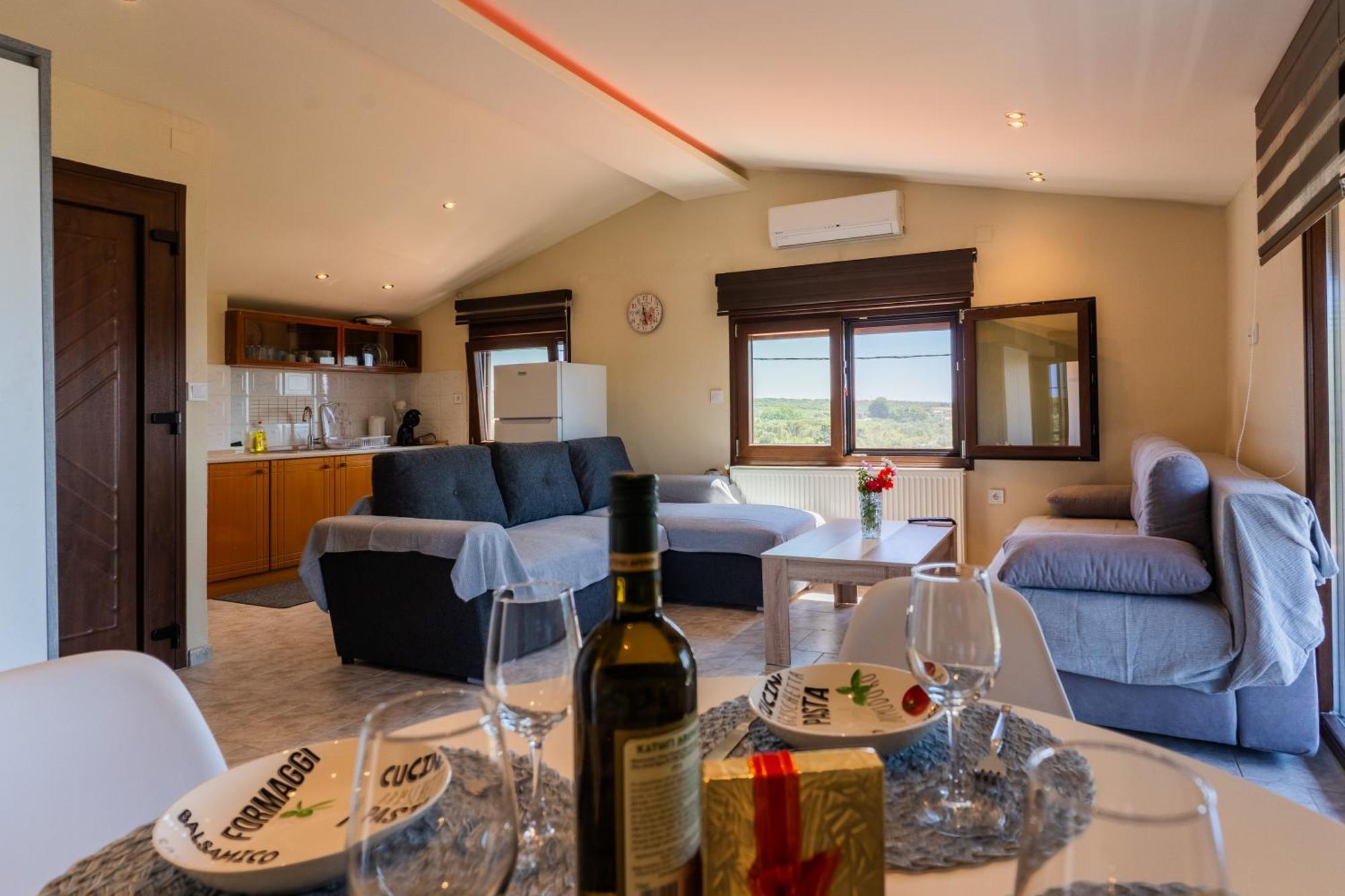 Papi'S Free Parking Villa Alexandroupoli Bagian luar foto